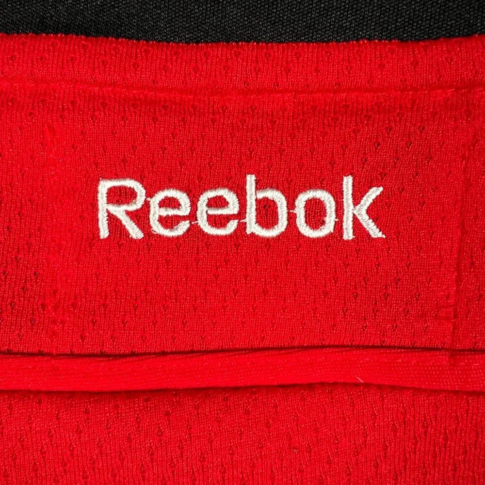 Reebok Chicago Blackhawks NHL Andrew Shaw #65 Red Jersey Youth Sz L/XL - Picture 11 of 12